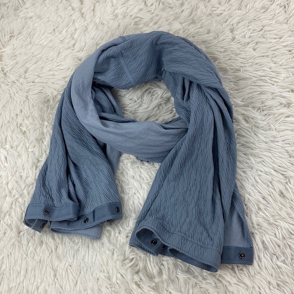 Lululemon Vinyasa Scarf *Crinkle Chambray - Picture 1 of 4